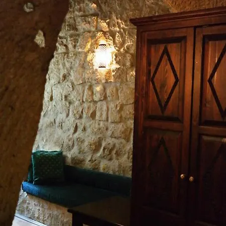 Dreams Cave